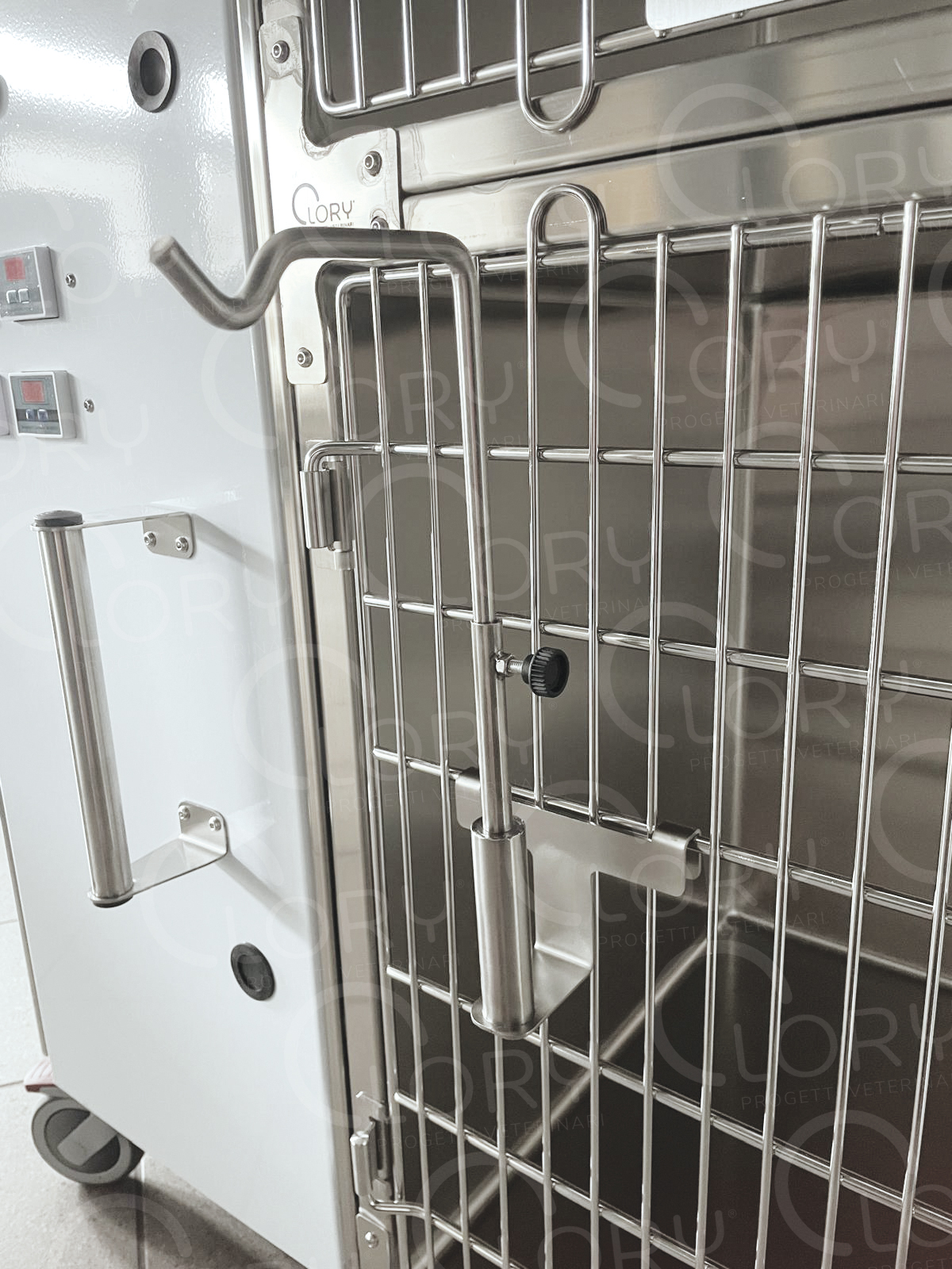 Porta flebo e pompa infusione integrato in acciaio inox AISI 304 per cliniche veterinarie - immagine 2