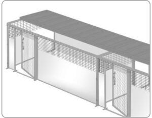 BOX CANI AFFIANCATO COPERTO PER META'