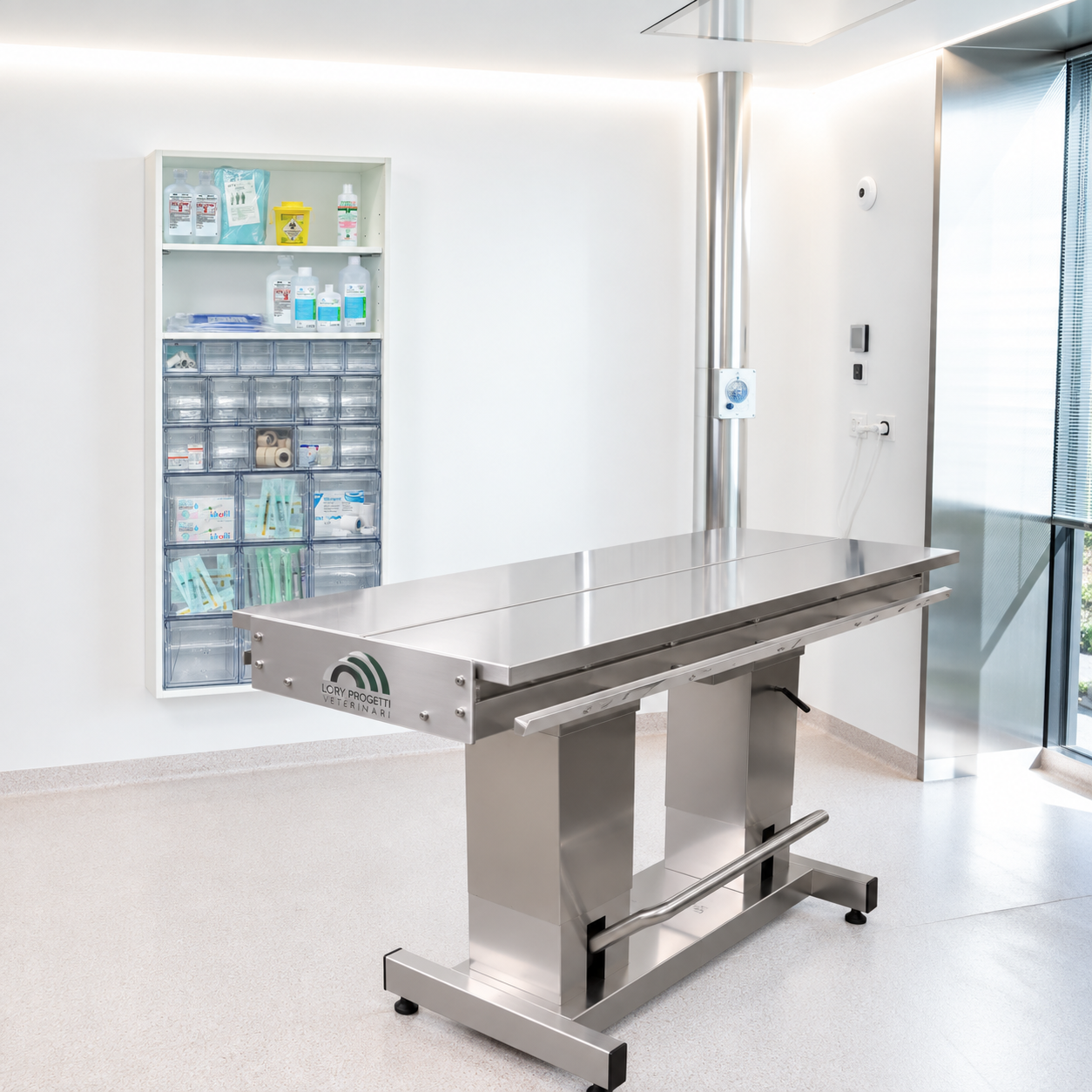 Hydraulic operator tables